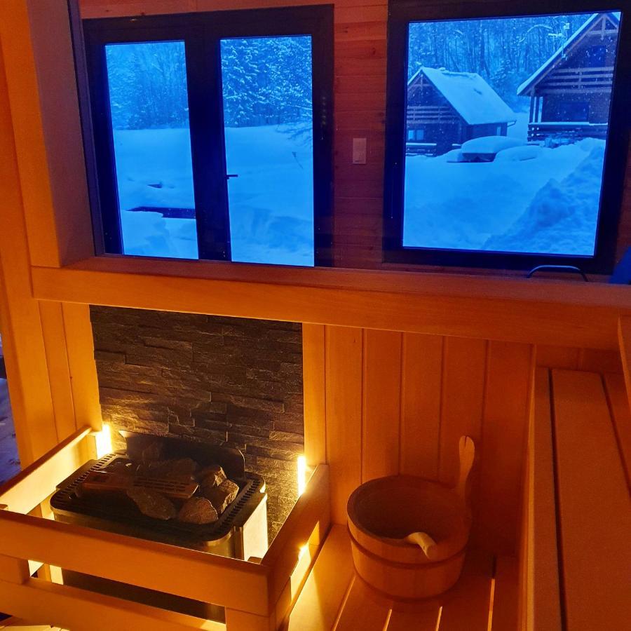 Mana Village - Jacuzzi & Sauna Barlomino Exterior photo